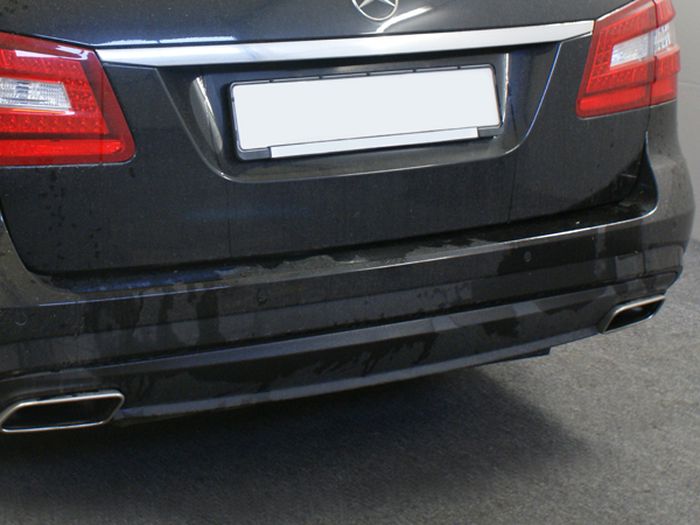Anhängerkupplung für Mercedes-E-Klasse Kombi W 212, spez. m. AMG Sport o. Styling Paket, nicht Erdgas, Baureihe 2011- V-abnehmbar